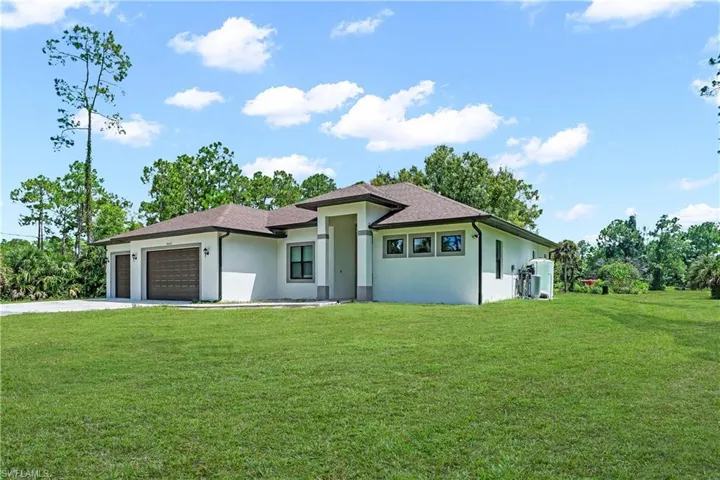 3682 12th Ave Ne, Naples, Florida 34120
