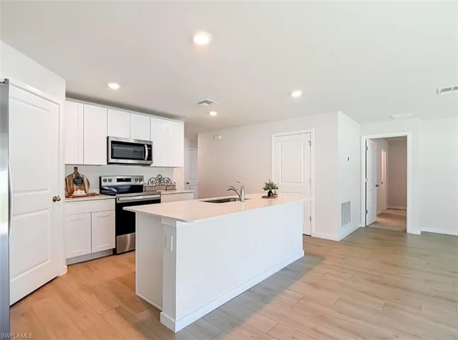 14168 Hemingway Oaks Trl, Fort Myers, Florida 33905