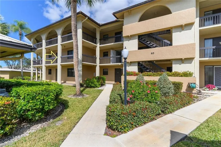 85  Saint Andrews  BLVD, Naples, FL 34113