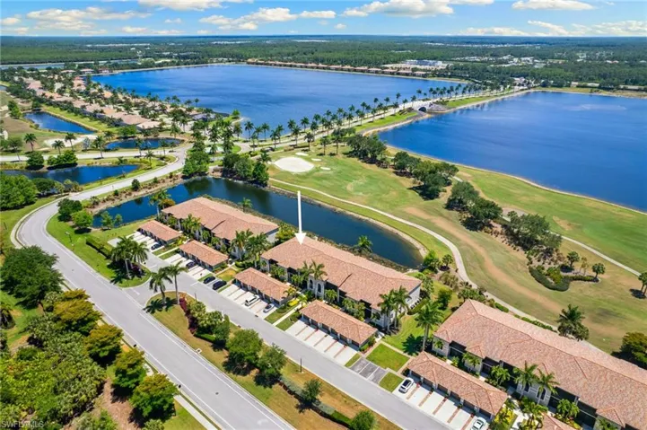10068  Siesta Bay  DR, Naples, FL 34120