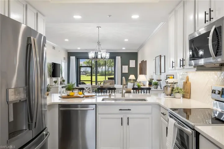 10068  Siesta Bay  DR, Naples, FL 34120
