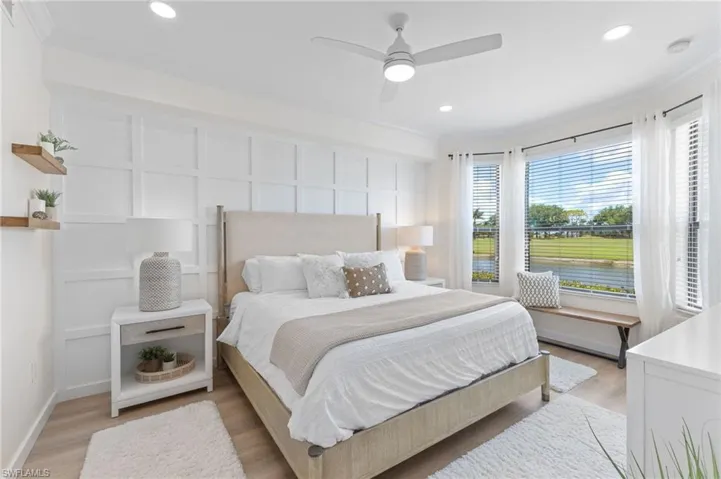 10068  Siesta Bay  DR, Naples, FL 34120