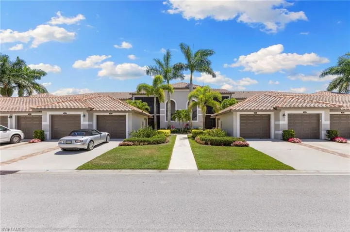 10068  Siesta Bay  DR, Naples, FL 34120
