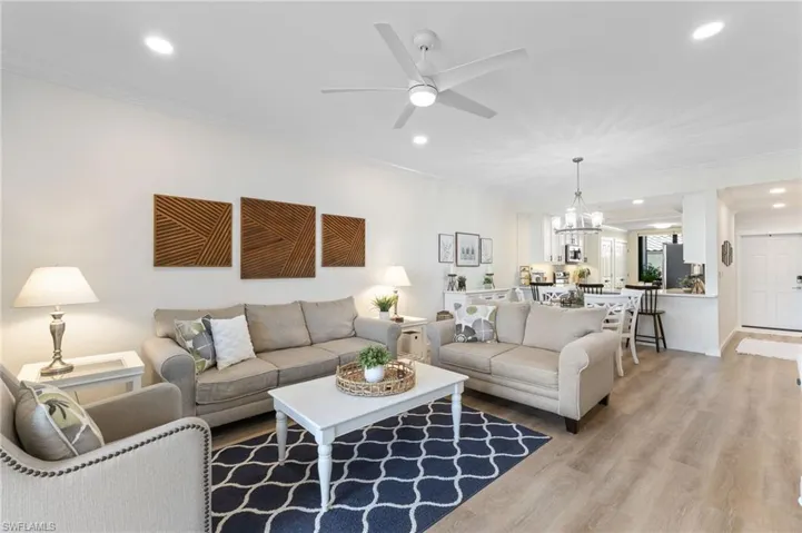 10068  Siesta Bay  DR, Naples, FL 34120
