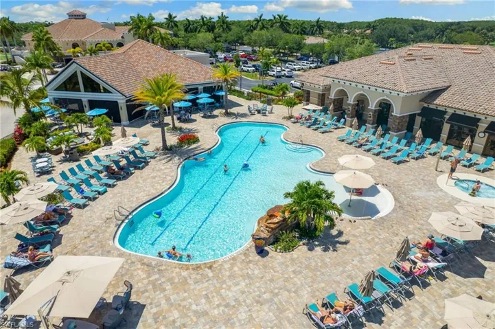 10068  Siesta Bay  DR, Naples, FL 34120