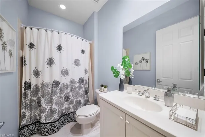 7854 Hawthorne Ter 1304, Naples, Florida 34113