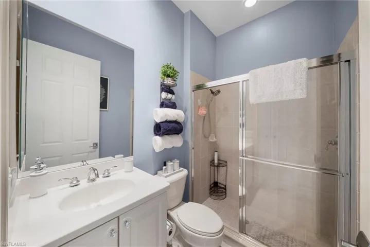 7854 Hawthorne Ter 1304, Naples, Florida 34113