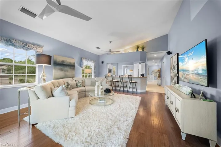7854 Hawthorne Ter 1304, Naples, Florida 34113