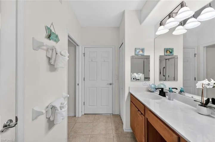 2656 Somerville Loop 1102, Cape Coral, Florida 33991