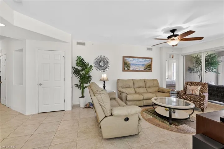 2656 Somerville Loop 1102, Cape Coral, Florida 33991