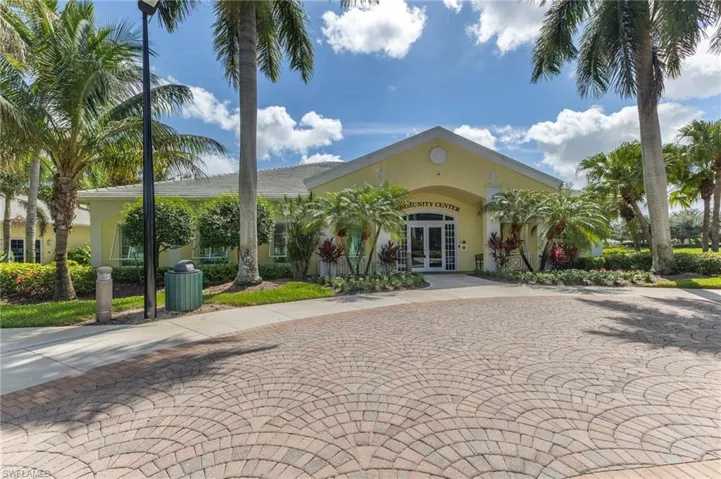 2656 Somerville Loop 1102, Cape Coral, Florida 33991