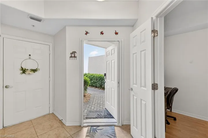 2656 Somerville Loop 1102, Cape Coral, Florida 33991