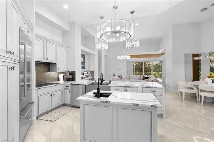 480 Terracina Way, Naples, Florida 34119