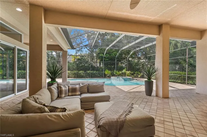 480 Terracina Way, Naples, Florida 34119