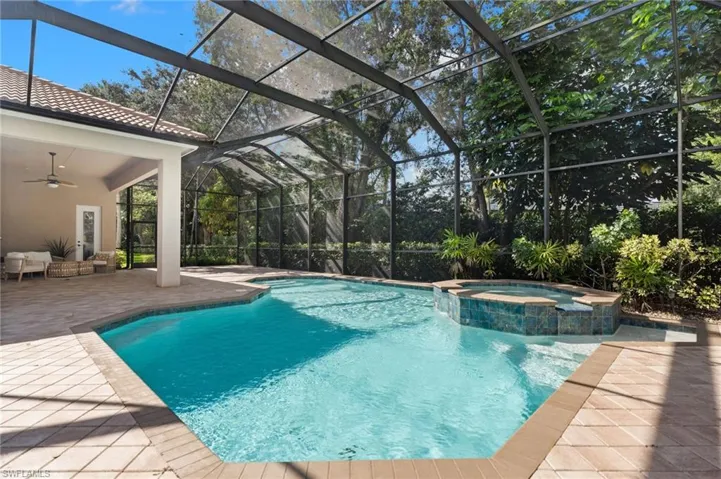 480 Terracina Way, Naples, Florida 34119