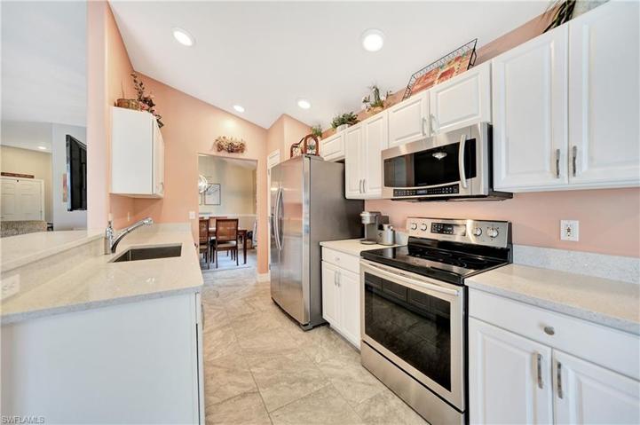 2481 Belleville CT, CAPE CORAL FL 33991