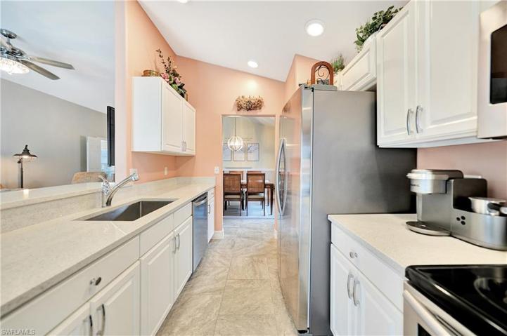 2481 Belleville CT, CAPE CORAL FL 33991