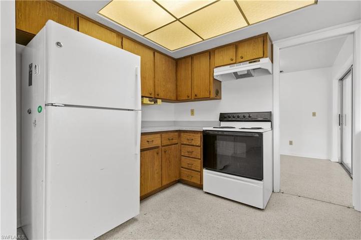 4125 SE 9th CT, CAPE CORAL FL 33904