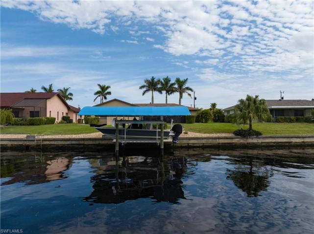 4125 SE 9th CT, CAPE CORAL FL 33904