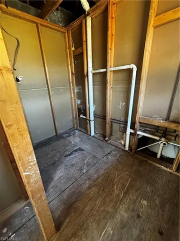 2nd bathroom - needs remodel