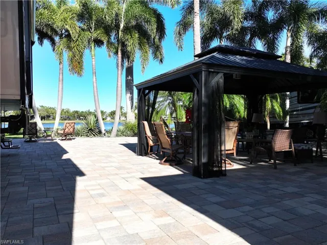 10131 Sunnywood Ct, Fort Myers, Florida 33905