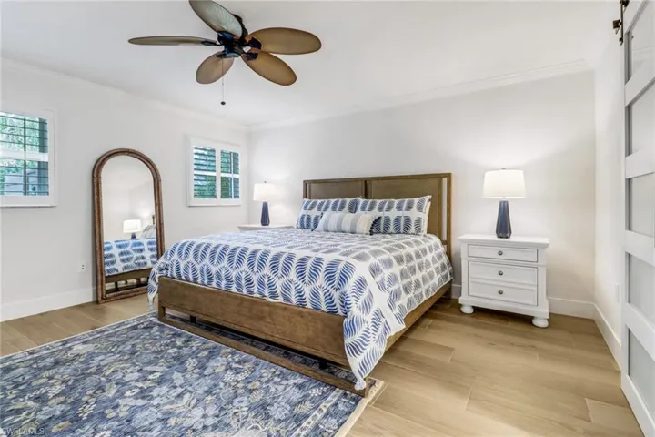 Master bedroom, King bed