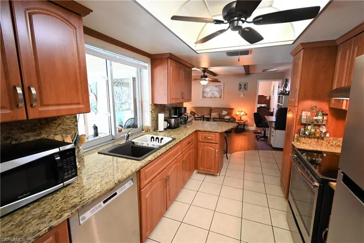 4511 SW 7th  AVE, Cape Coral, FL 33914
