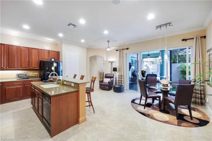 THIS LARGE KITCHEN SPACE CAN BE SET UP AS LEISURE RM ALSO