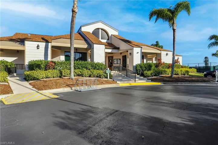 17260  Eagle  TRCE, Fort Myers, FL 33908