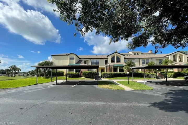 17260  Eagle  TRCE, Fort Myers, FL 33908