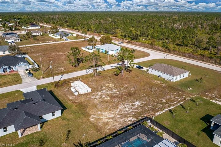 1608 NW 29th ST, CAPE CORAL FL 33993