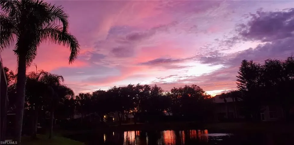Ahhhh....Sunset from the lanai