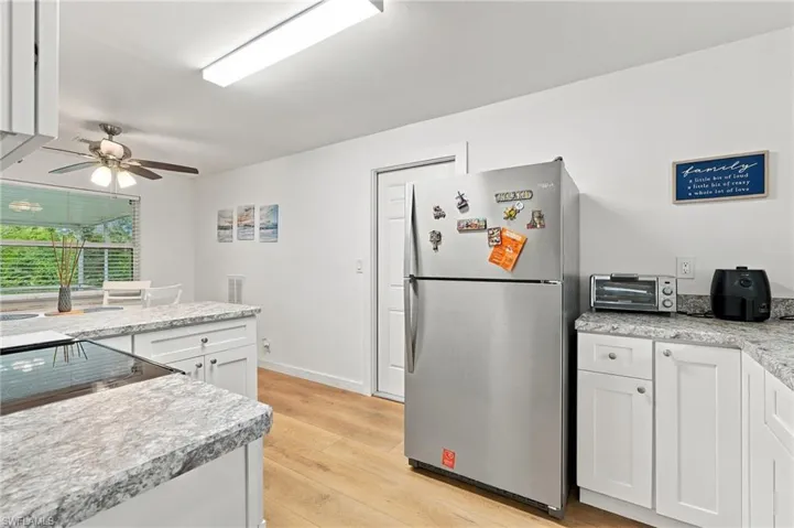 11821 Isle Of Palms Dr, Fort Myers Beach, Florida 33931