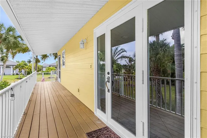 14221  Clubhouse  DR, Bokeelia, FL 33922