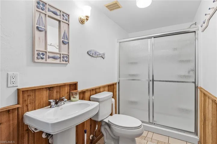 14221  Clubhouse  DR, Bokeelia, FL 33922