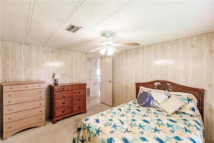 51  Sunset  CIR, North Fort Myers, FL 33903