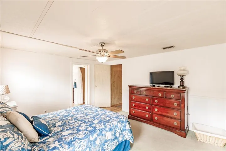 51  Sunset  CIR, North Fort Myers, FL 33903