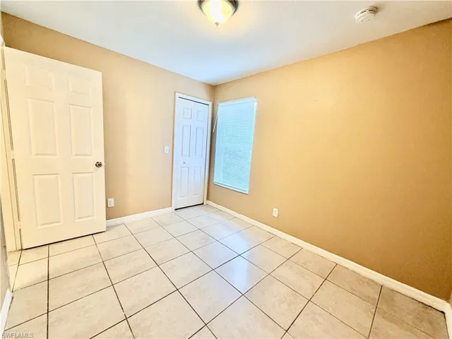 635  Hawthorne S AVE, Lehigh Acres, FL 33974