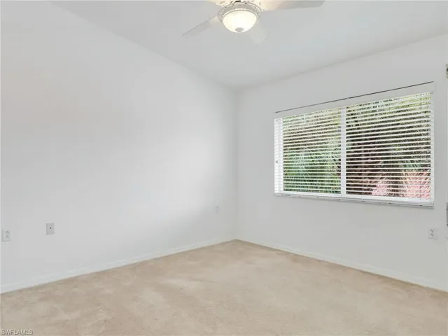 2415  Bayou  LN, Naples, FL 34112