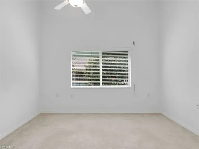 2415  Bayou  LN, Naples, FL 34112