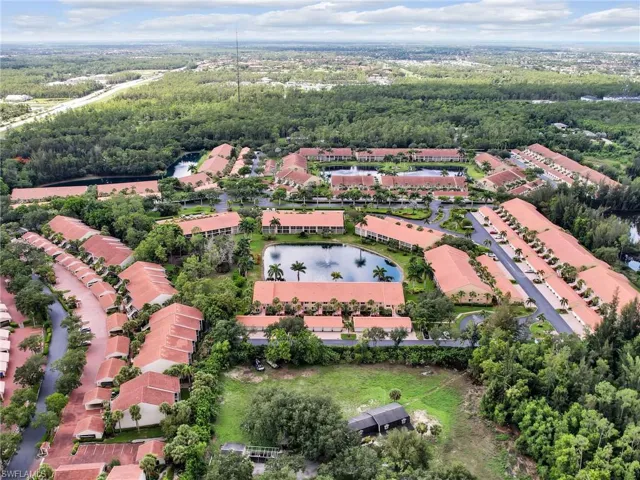 2415  Bayou  LN, Naples, FL 34112