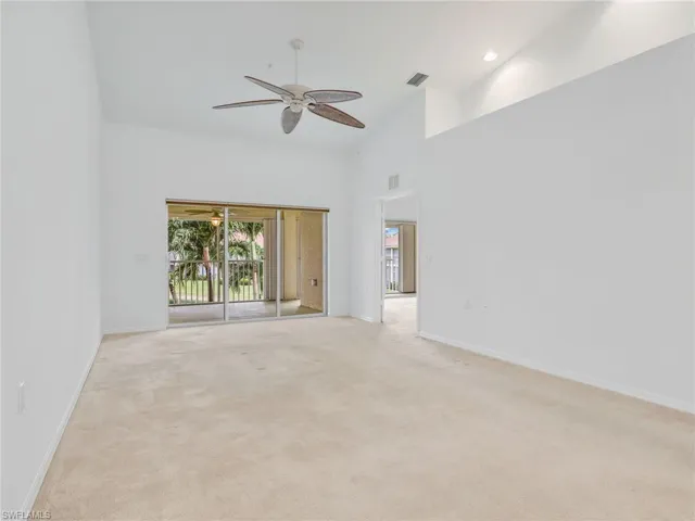 2415  Bayou  LN, Naples, FL 34112