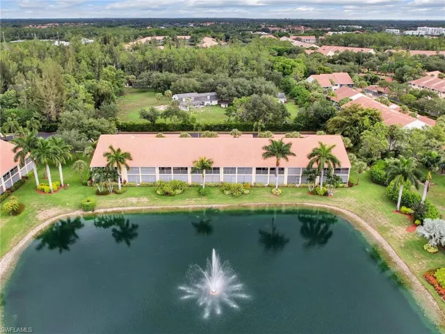 2415  Bayou  LN, Naples, FL 34112