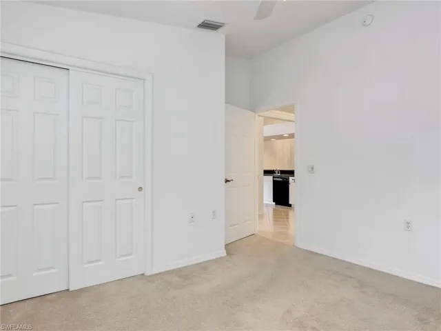 2415  Bayou  LN, Naples, FL 34112