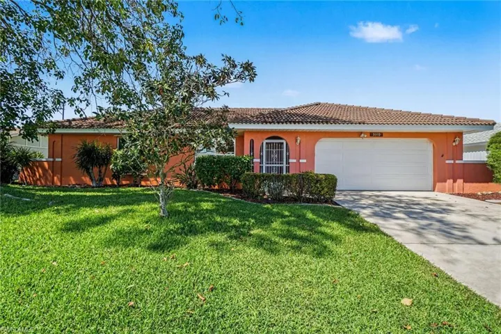 3310 Se 6th Pl, Cape Coral, Florida 33904