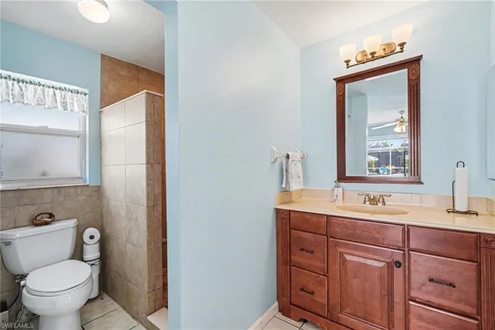 3310 Se 6th Pl, Cape Coral, Florida 33904
