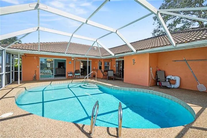 3310 Se 6th Pl, Cape Coral, Florida 33904