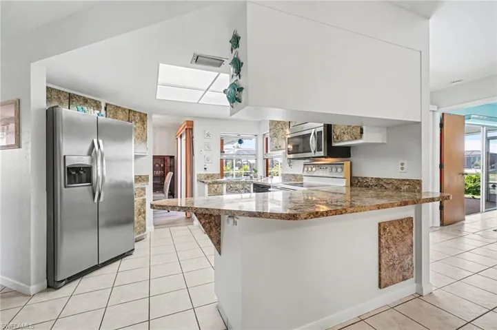 3310 Se 6th Pl, Cape Coral, Florida 33904