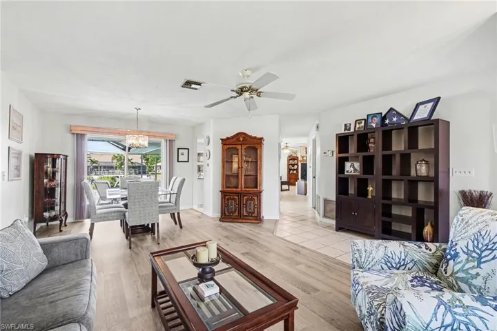 3310 Se 6th Pl, Cape Coral, Florida 33904