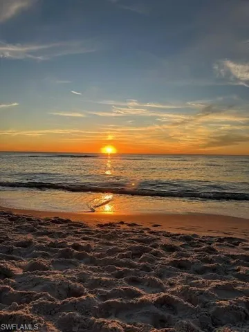 Nearby Sunsets at Vanderbilt Beach